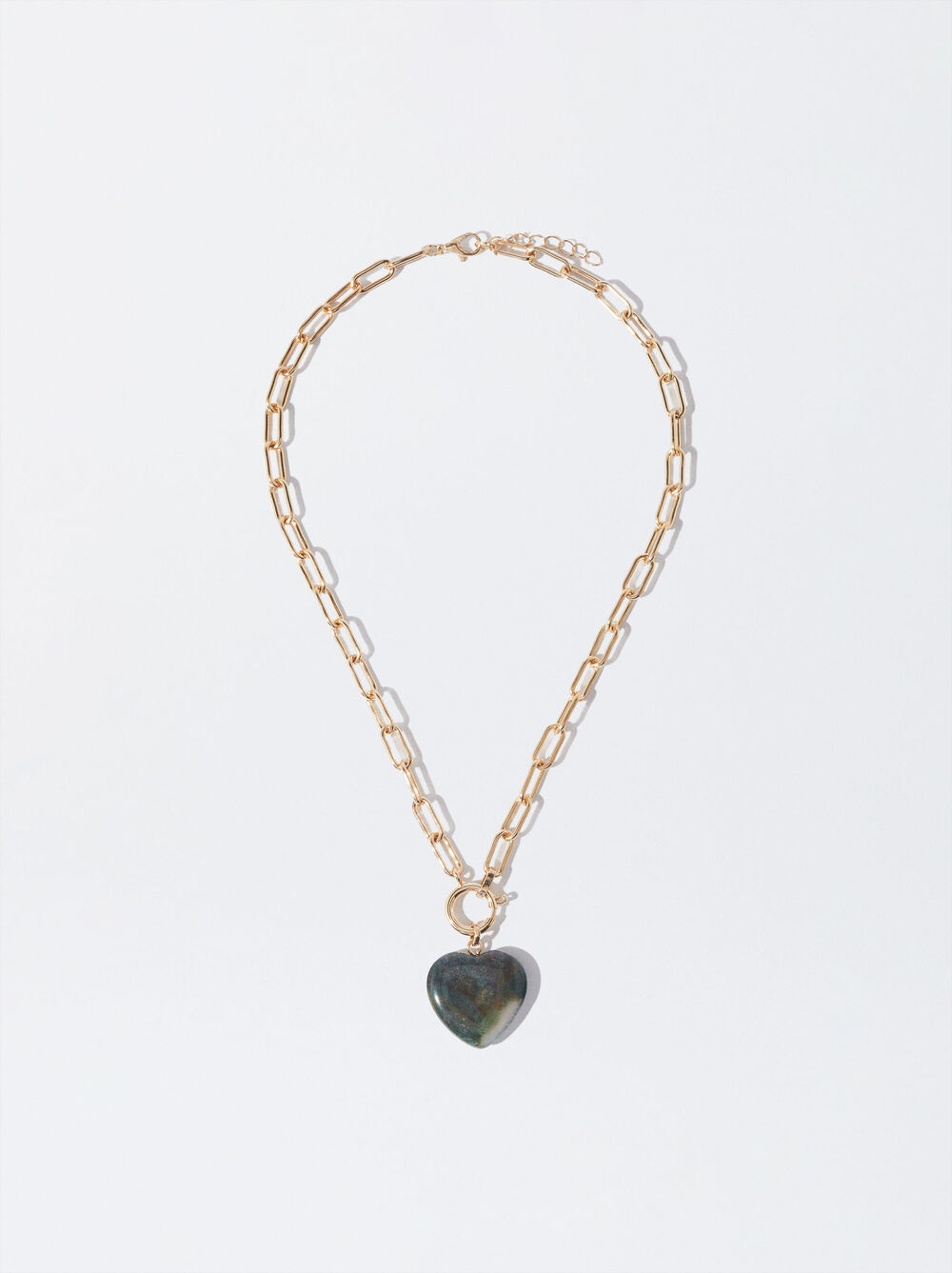 Golden Necklace With Heart Pendant image number 0.0