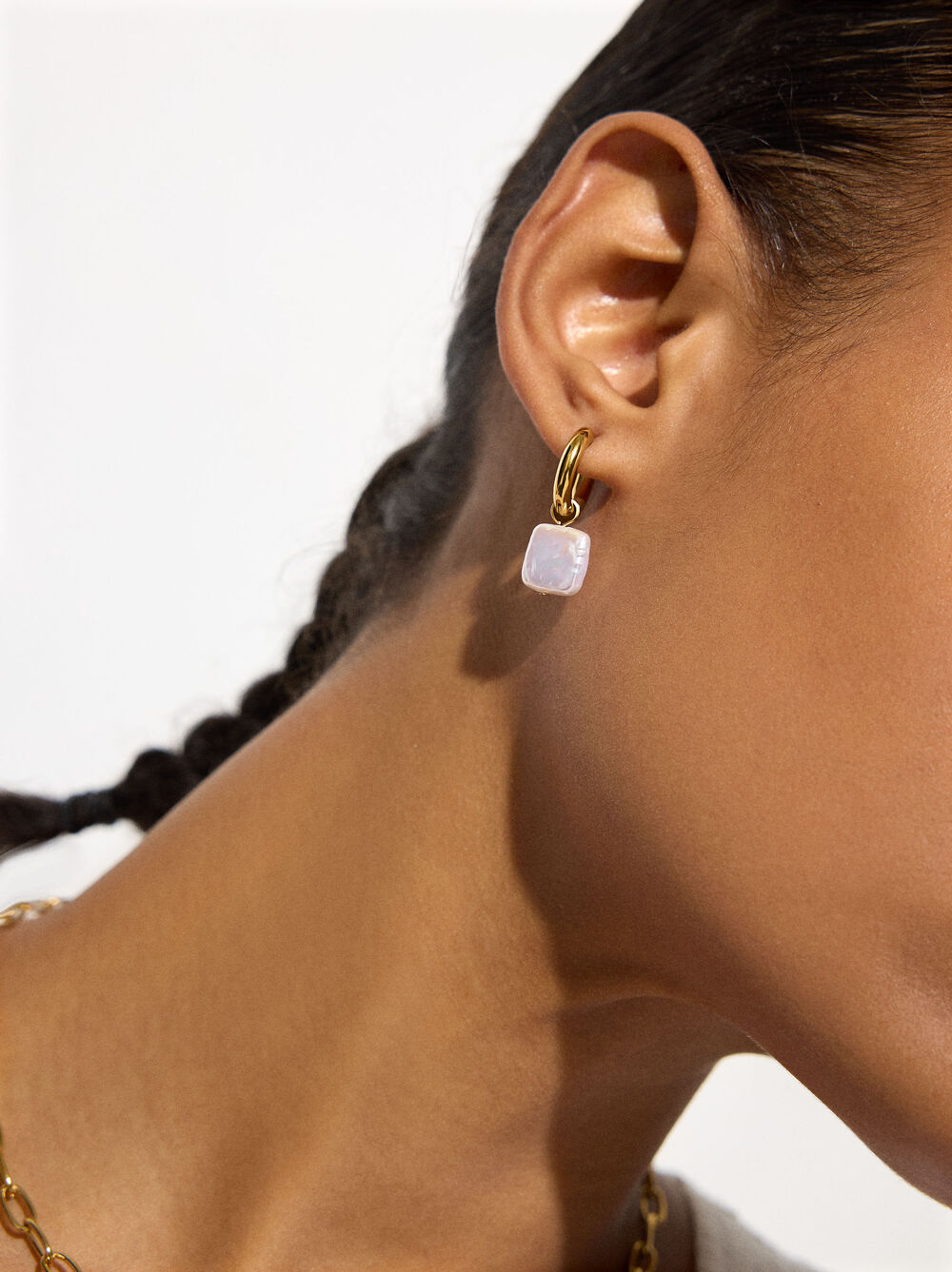 Hoops Earrings With Pearls - Stainless Steel  image number 0.0