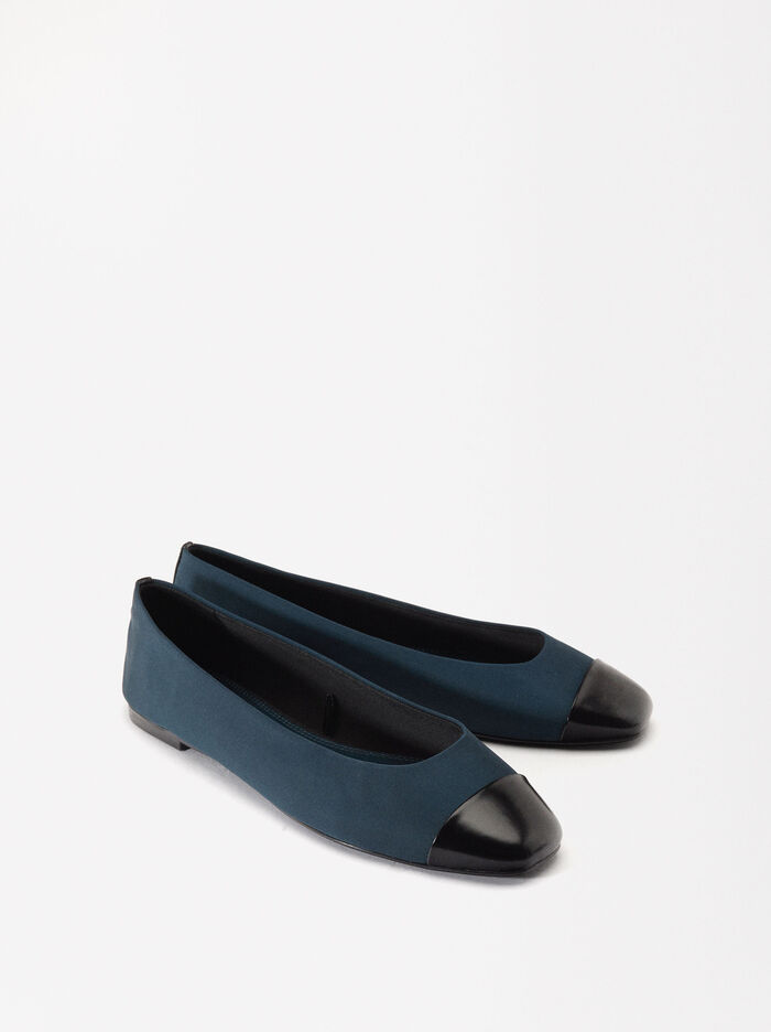 Two-tone fabric ballet flats