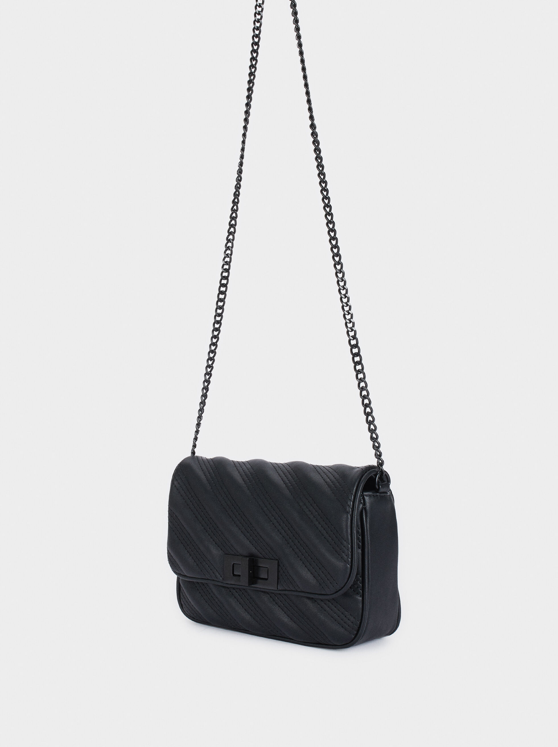 black bag with chain strap