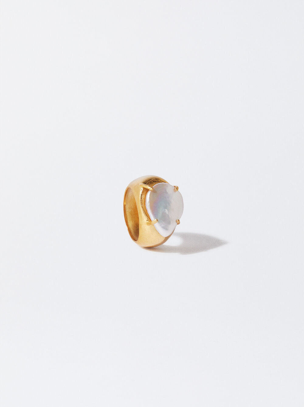 Ring With Freshwater Pearl image number 2.0