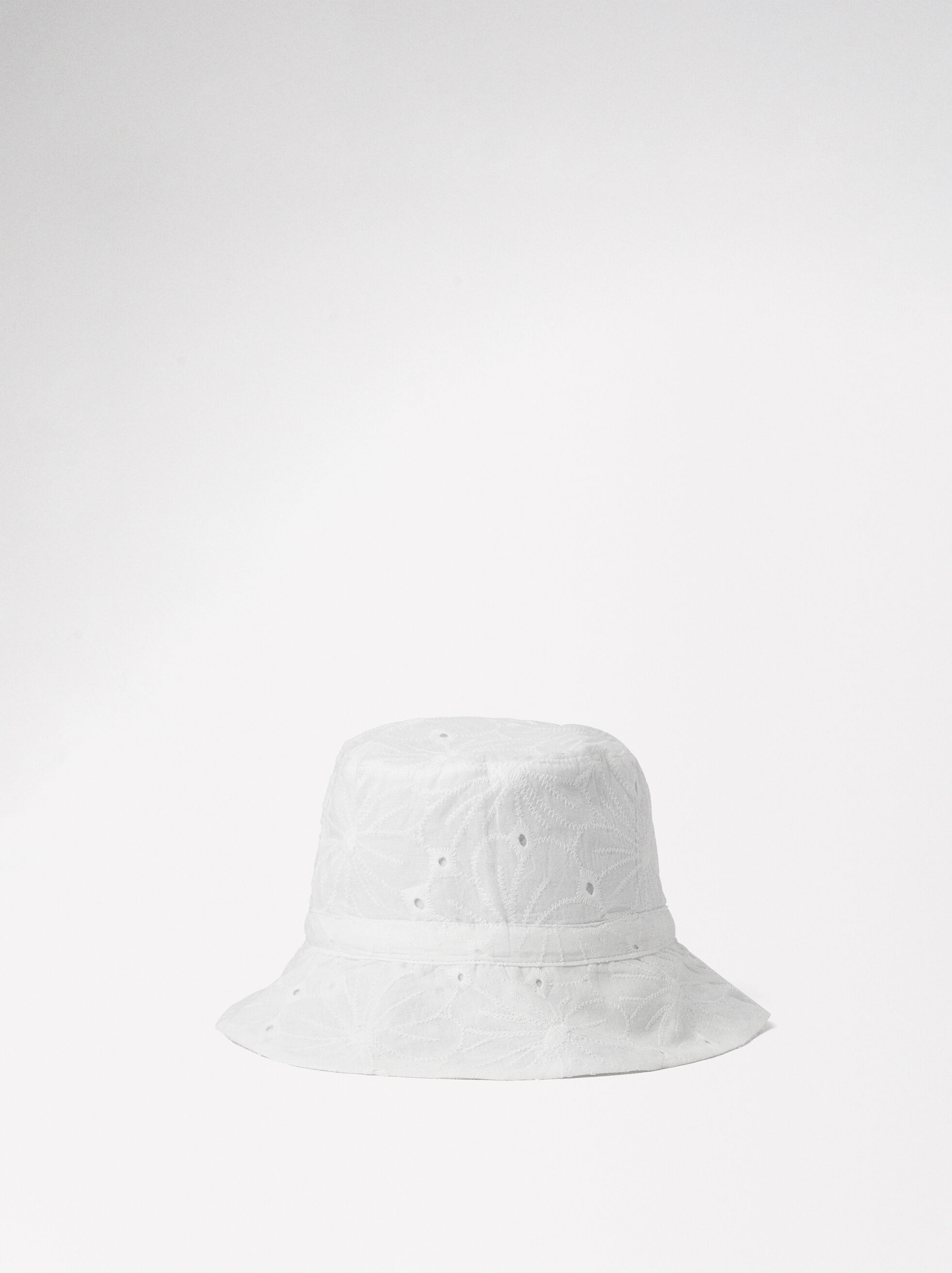 Embroidered Bucket Hat White | Parfois