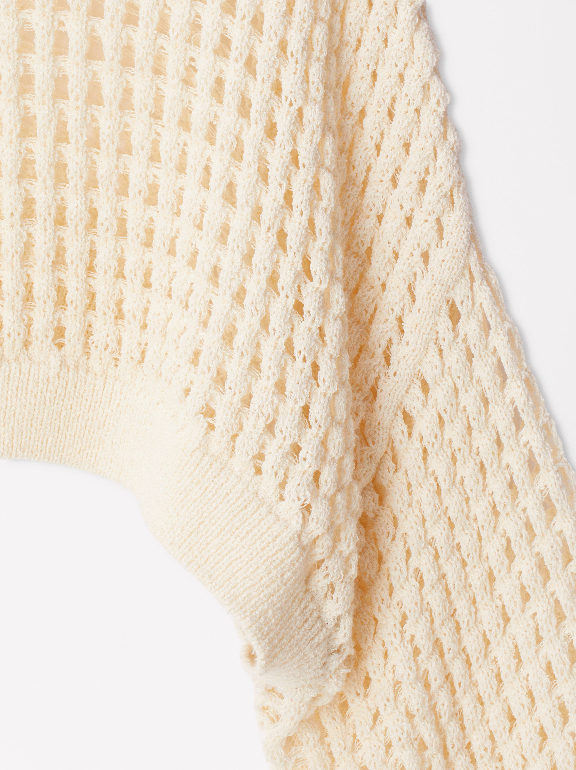 Online Exclusive - Round-Neck Knit Sweater image number 6.0