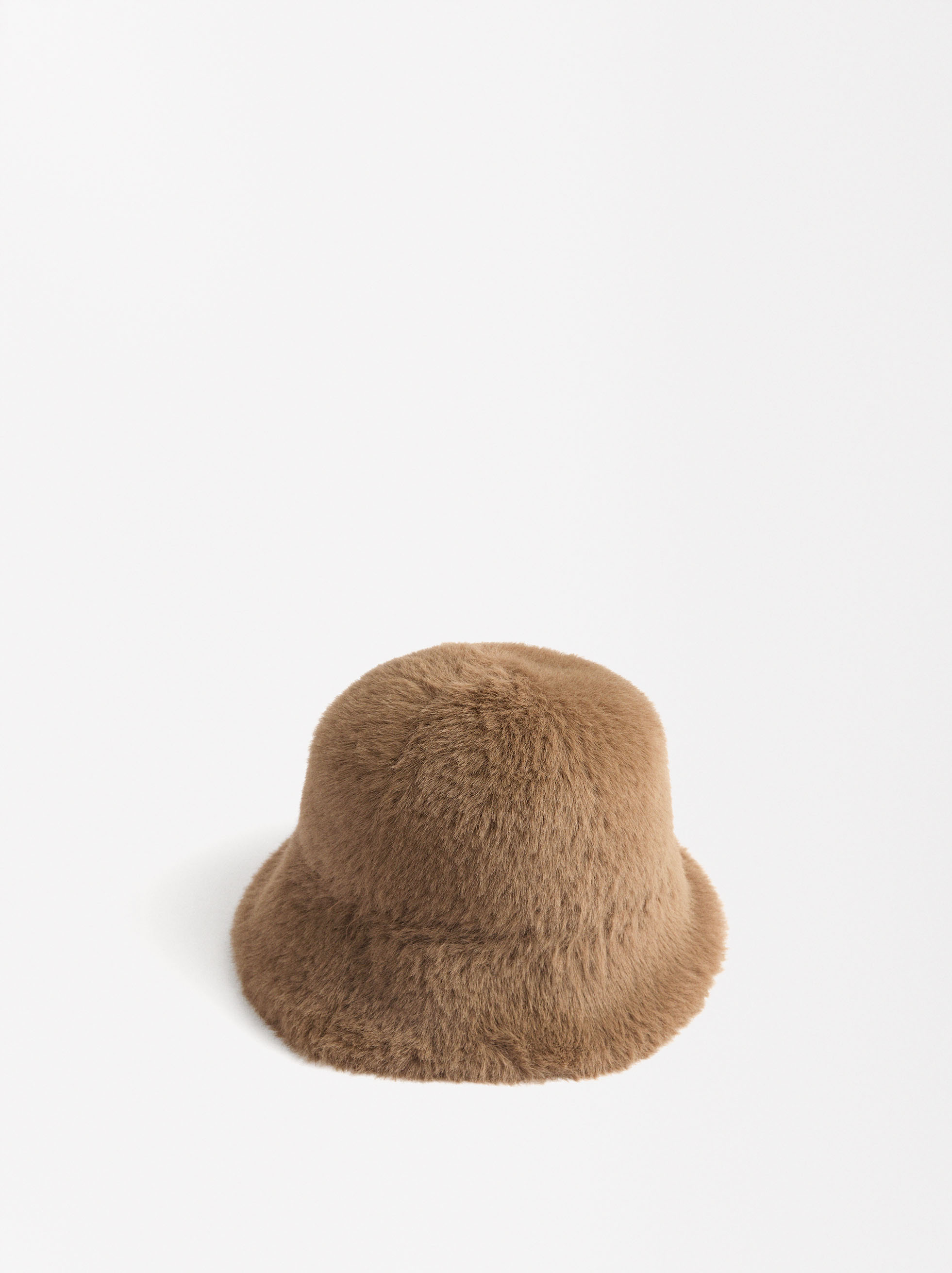 Gorro Bucket Efecto Pelo image number 2.0