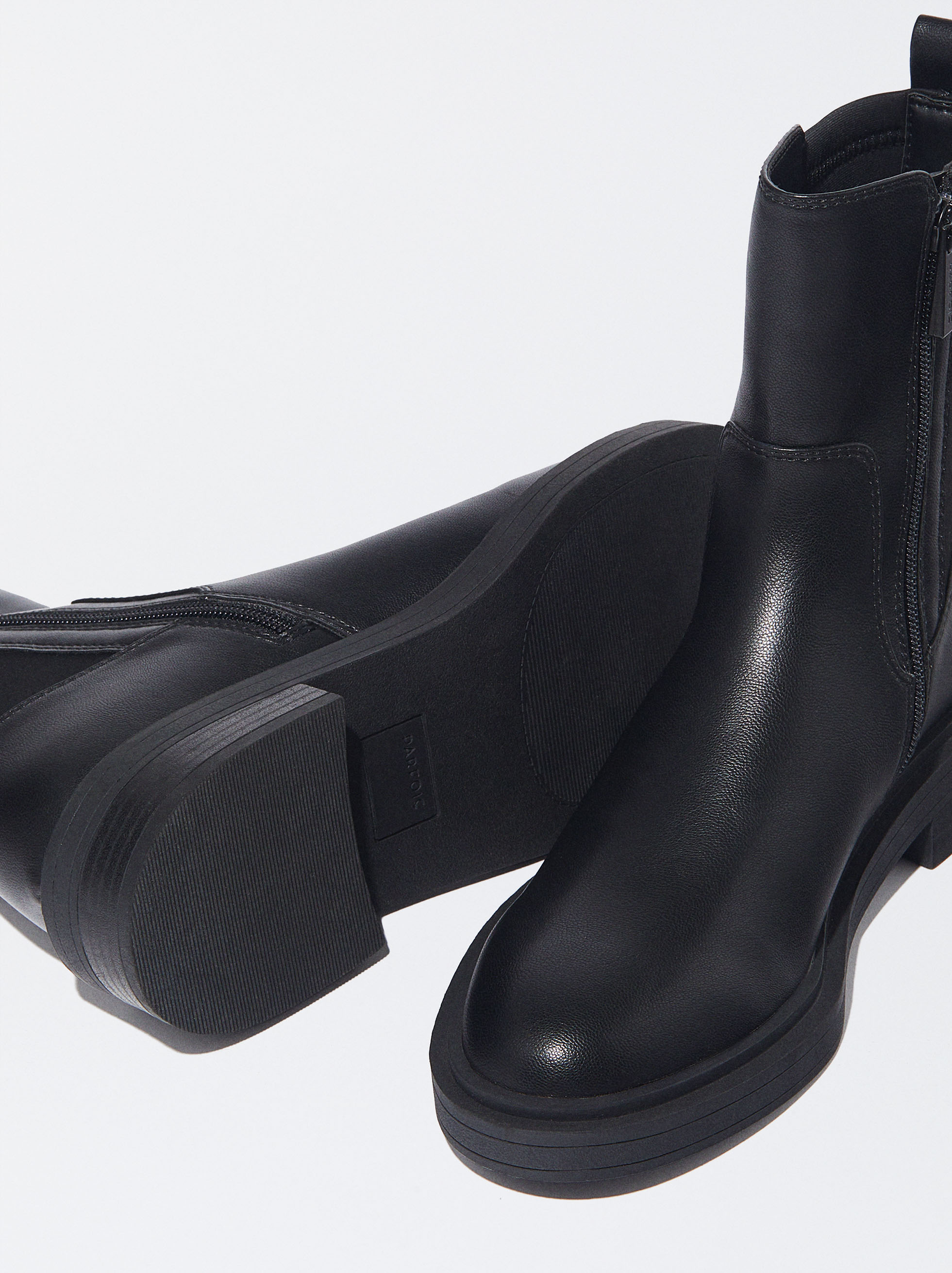 Flat Ankle Boot With Elastics - Black - Woman - Boots and Ankle Boots 